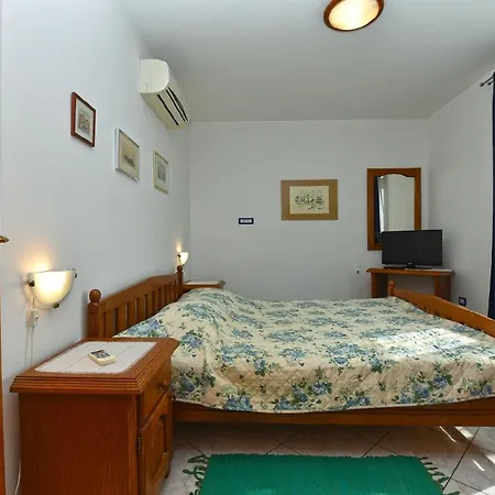 Apartment Fuer 2 Personen Ca 25 Qm In Medulin, Istrien Suedkueste Von Istrien Medulin