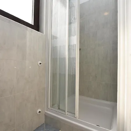Apartment Fuer 2 Personen Ca 25 Qm In Medulin, Istrien Suedkueste Von Istrien